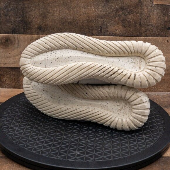 ADIDAS ORIGINALS TUBULAR RADIAL WOMENS ATHLETIC SHOES RUNNING WALK GRAY SZ 10.5 - Picture 4 of 9